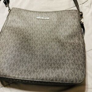 Large Michael Kors Crossbody